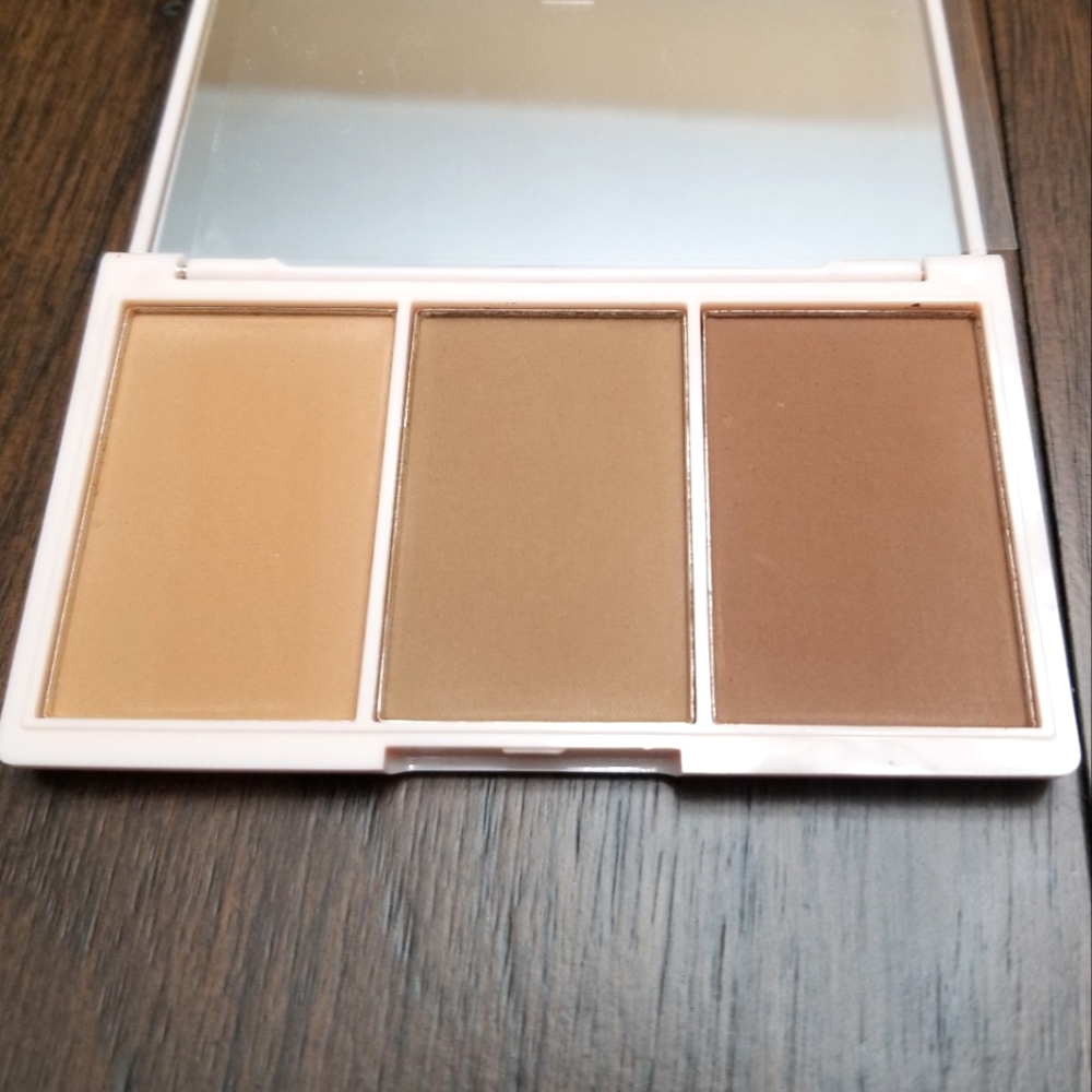 Basic Beauty - Contour AF Palette